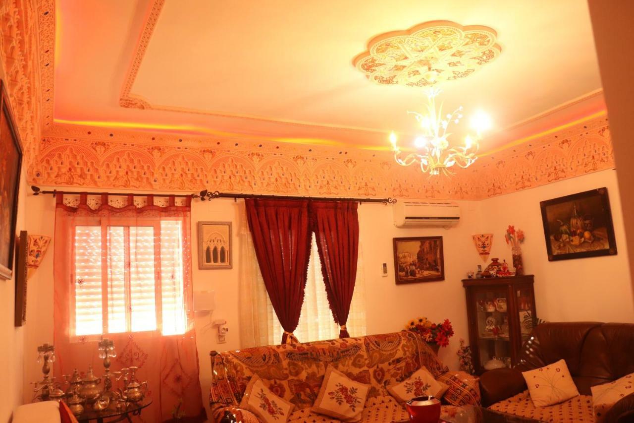 Casa Marhaba - Welcome Sevilla Eksteriør billede