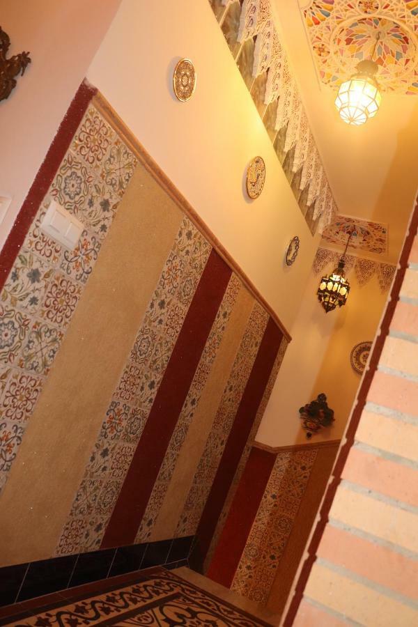 Casa Marhaba - Welcome Sevilla Eksteriør billede